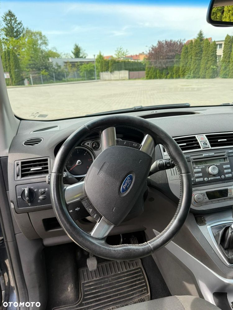 Ford Kuga 2.0 TDCi Trend - 11