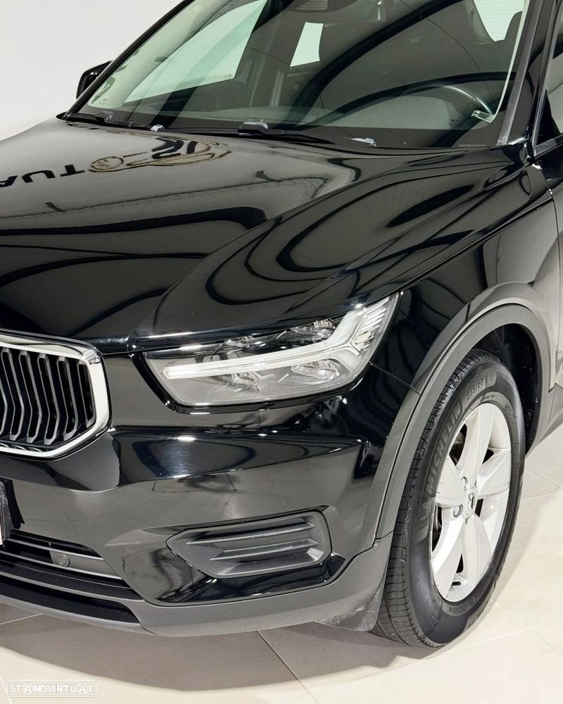 Volvo XC 40 1.5 T2 Momentum - 4