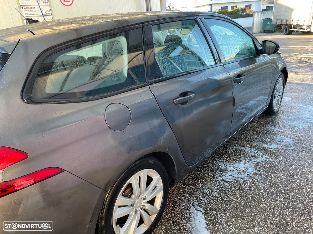 Peugeot 308 SW BlueHDi 100 Stop & Start Business-Line - 4