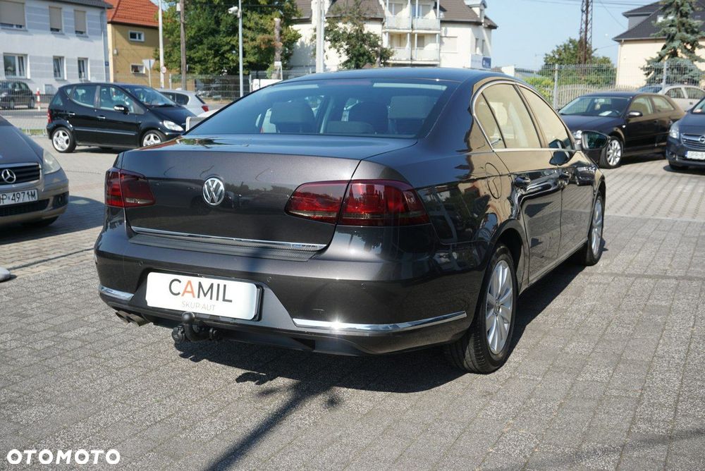 Volkswagen Passat - 5