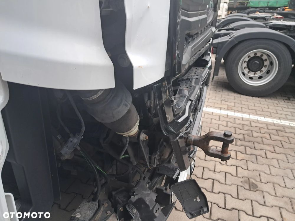 Ford F-MAX - 15