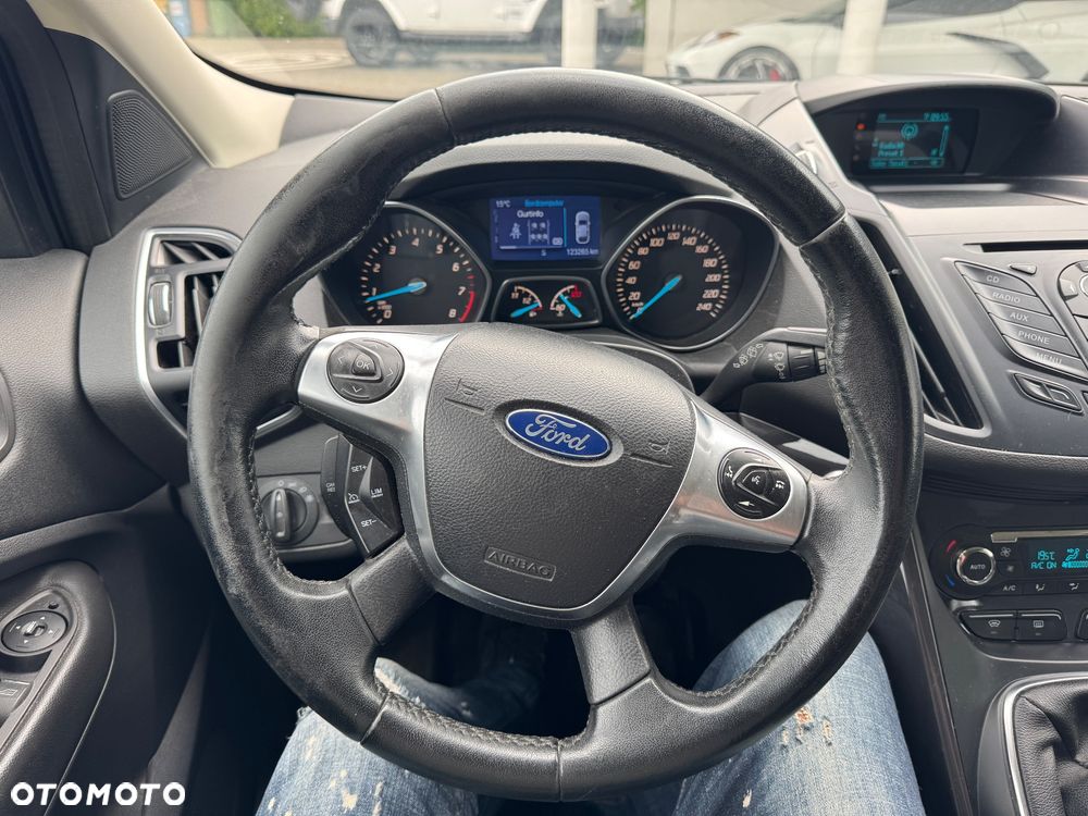 Ford Kuga 1.6 EcoBoost 2x4 Trend - 7