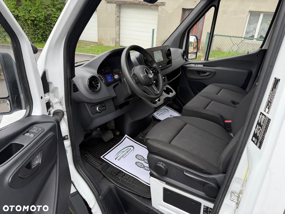 Mercedes-Benz SPRINTER - 9