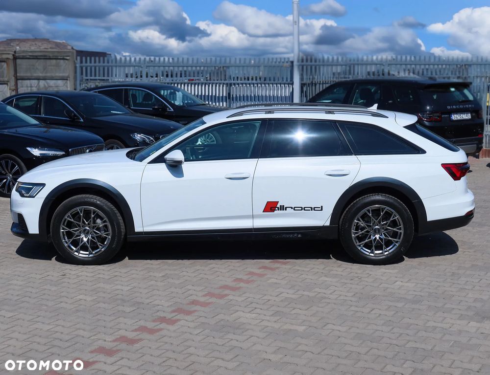 Audi A6 Allroad - 34