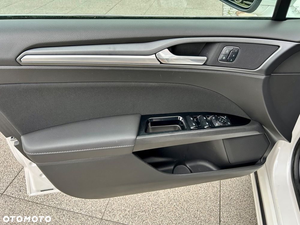 Ford Mondeo 1.5 EcoBoost STart-Stopp Titanium - 32