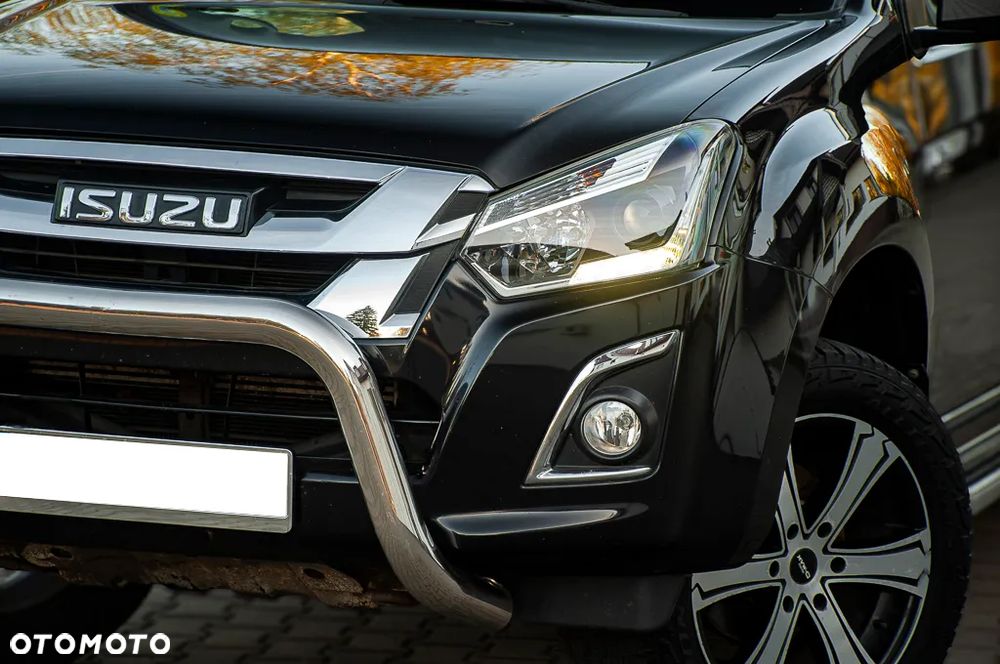 Isuzu D-Max 4x4 Double Cab Autm Premium+ - 17