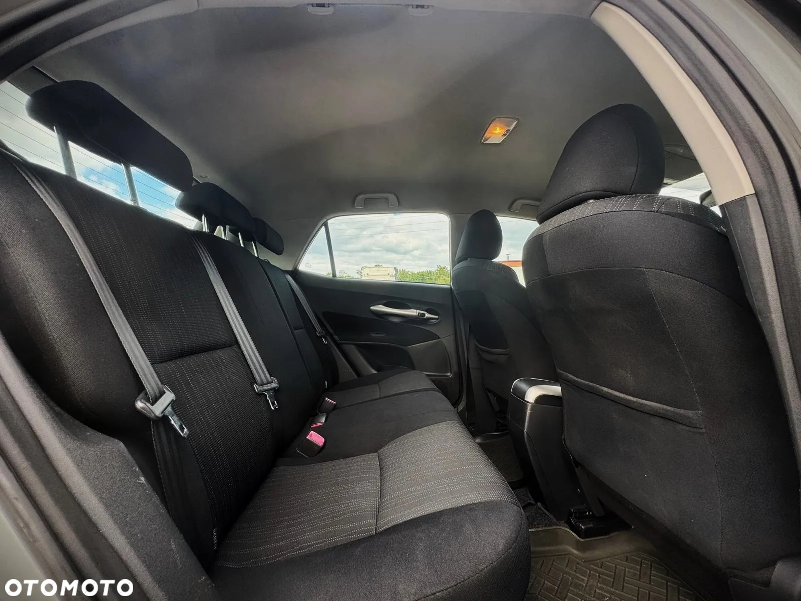 Toyota Auris 1.6 VVT-i Sol MM - 10