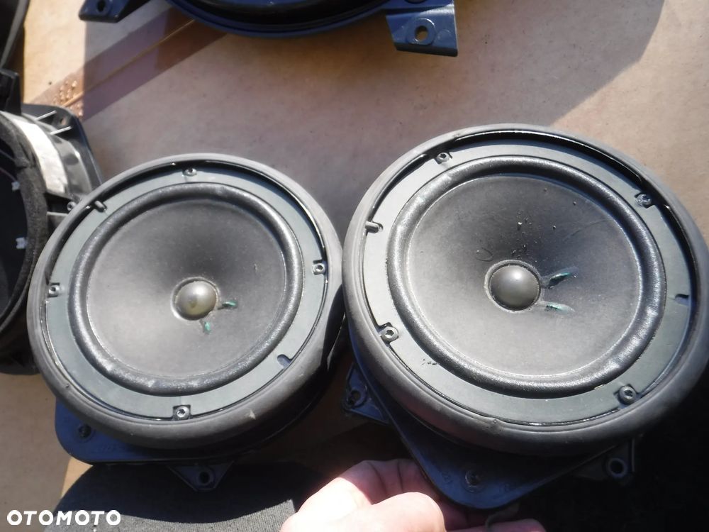 Audi A8 D3 zestaw BOSE glosnikow glosniki - 2