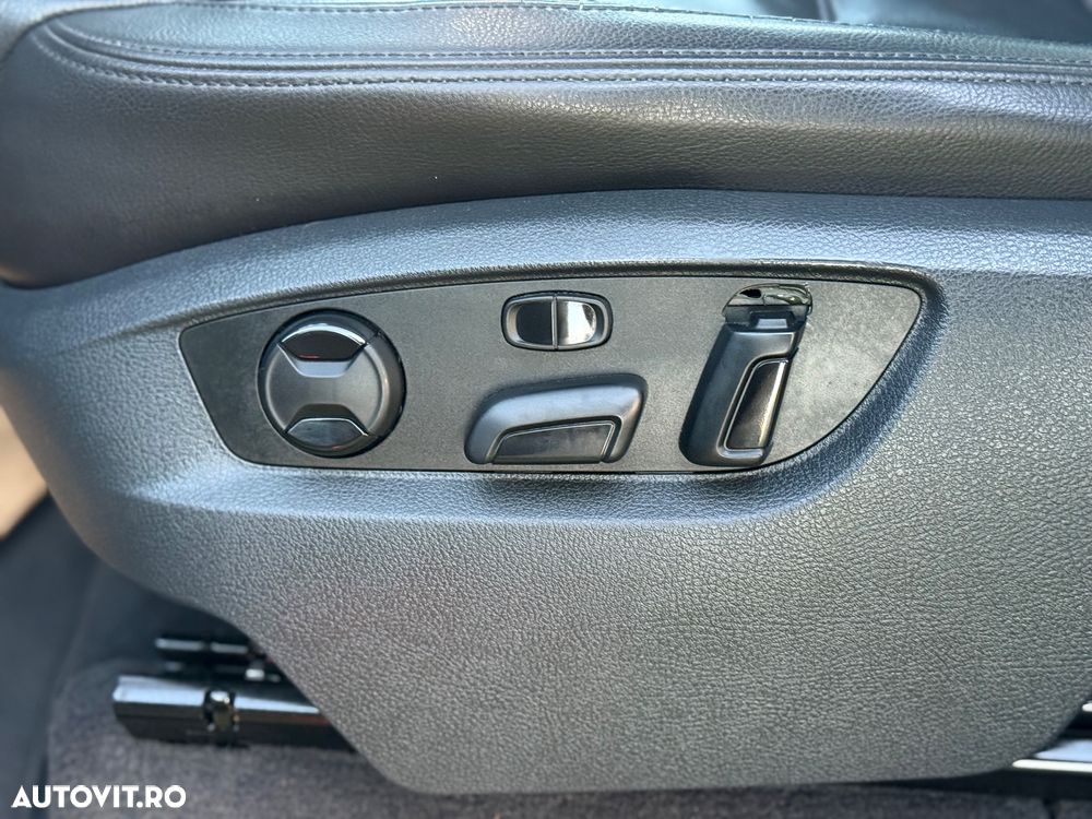 Volkswagen Touareg 3.0 V6 TDI SCR Blue Motion DPF Automatik Terrain Tech Exclusive - 12