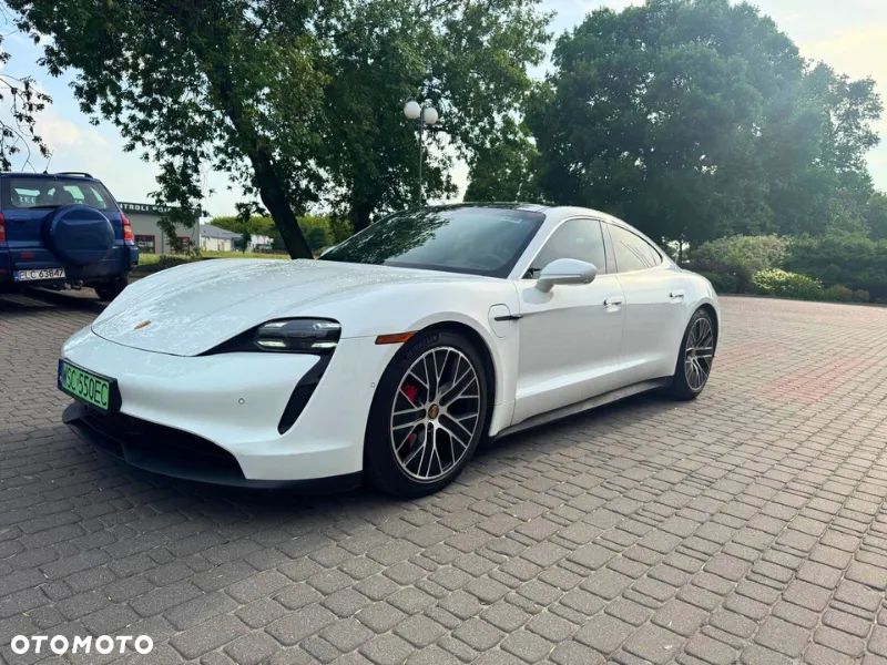 Porsche Taycan - 1