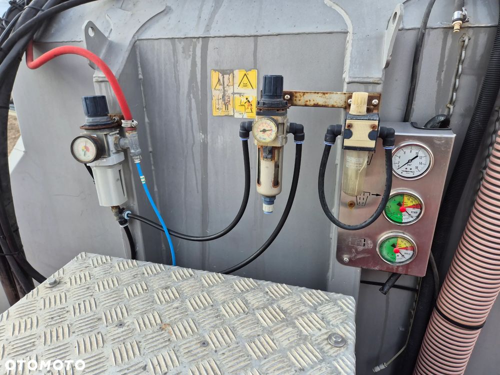 Horsch 299 tys netto opryskiwacz samojezdny Horsch Leeb PT 230 8000l - 21