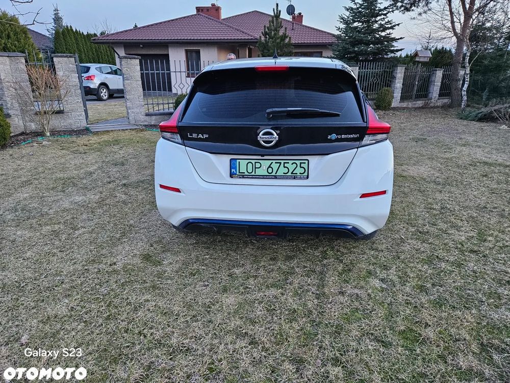 Nissan Leaf 40 kWh N-Connecta - 3