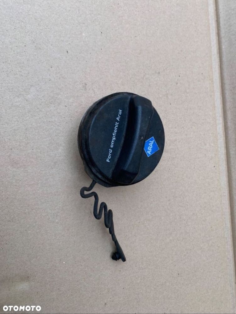 Korek wlewu paliwa Ford focus mk2 c-max mk1