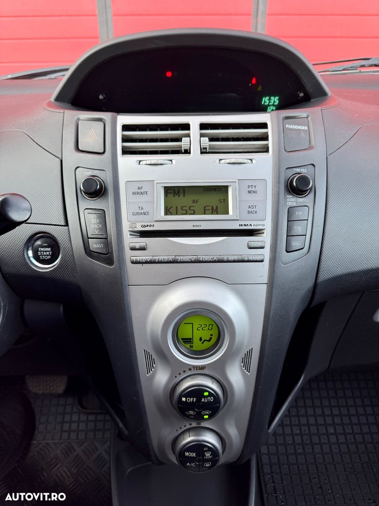 Toyota Yaris 1.4 D-4D Aut Sol - 7