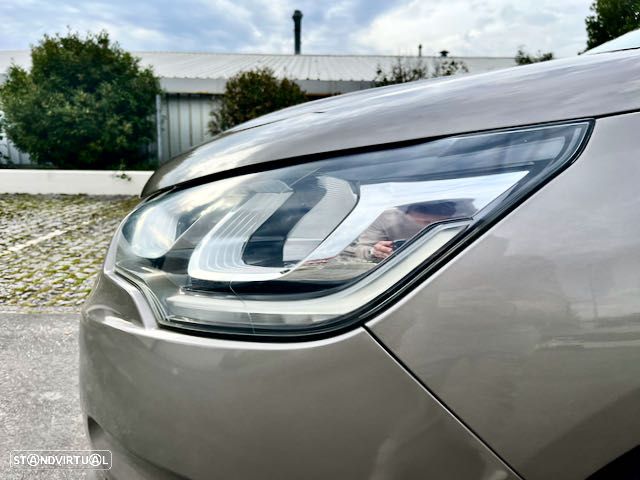 Citroën C4 1.2 PureTech Feel - 26