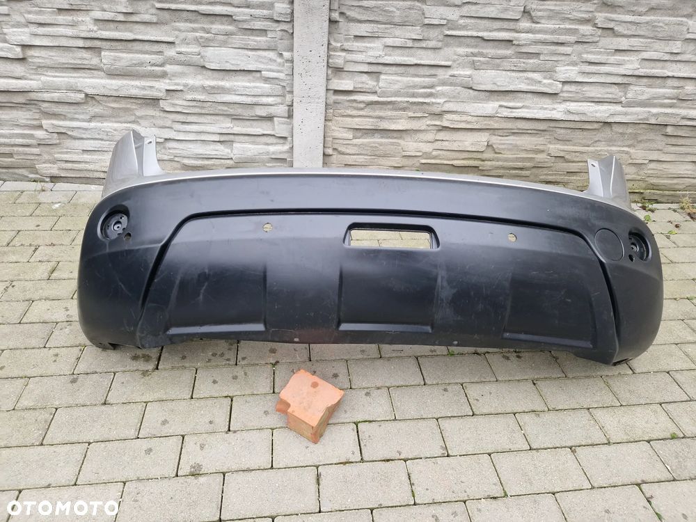 Zderzak Nissan Qashqai I tyl 2007 - - 2