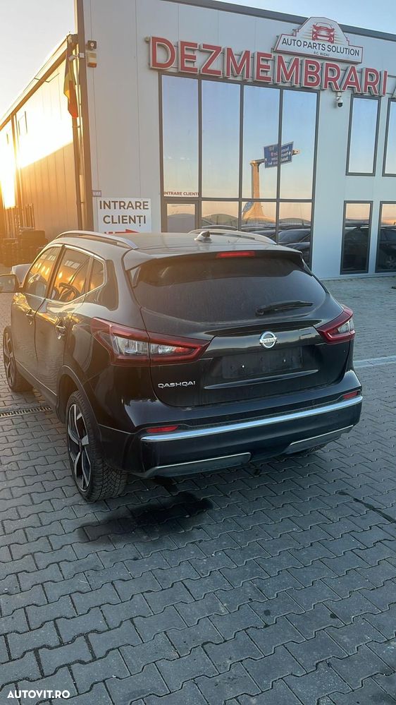 Dezmembram Nissan Qashqai 1.3 TCE din 2021 automat - 2