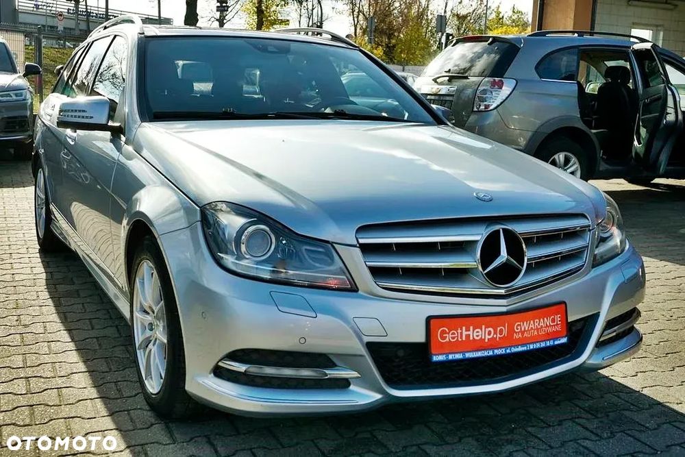 Mercedes-Benz Klasa C 200 CDI BlueEff Avantgarde - 12