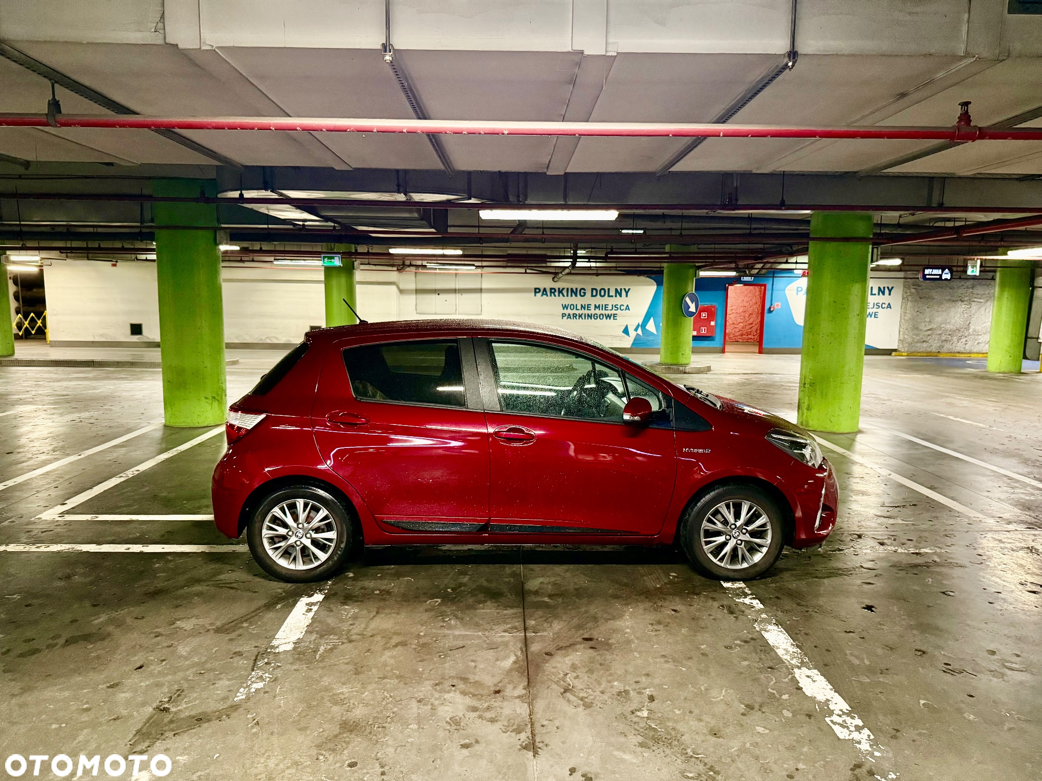 Toyota Yaris Hybrid 100 Active - 6