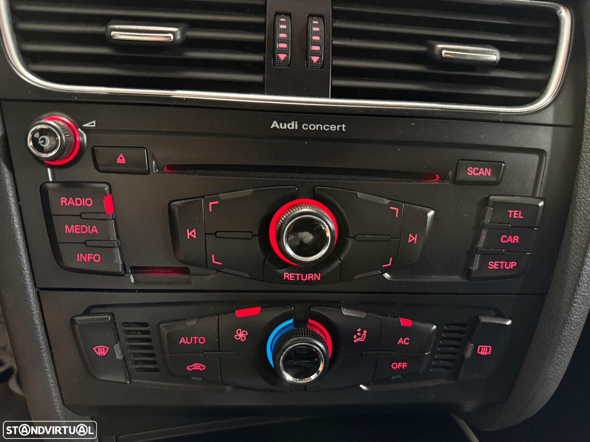 Audi A4 Avant 2.0 TDI Advance - 31