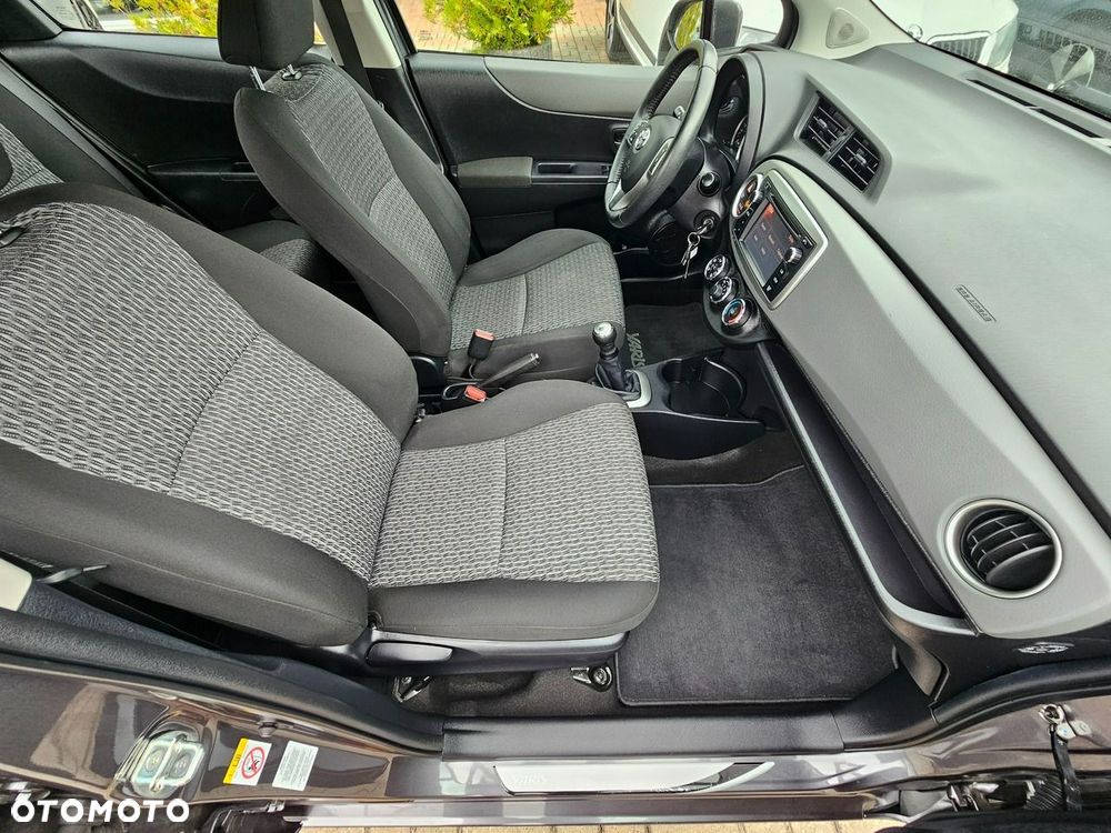 Toyota Yaris - 40