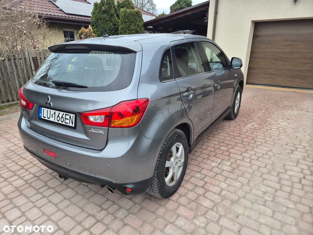 Mitsubishi ASX 1.6 Instyle - 10