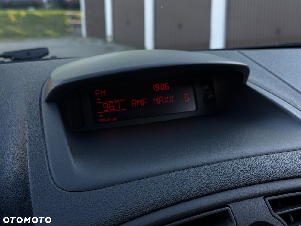 Renault Clio 1.2 16V Expression - 17