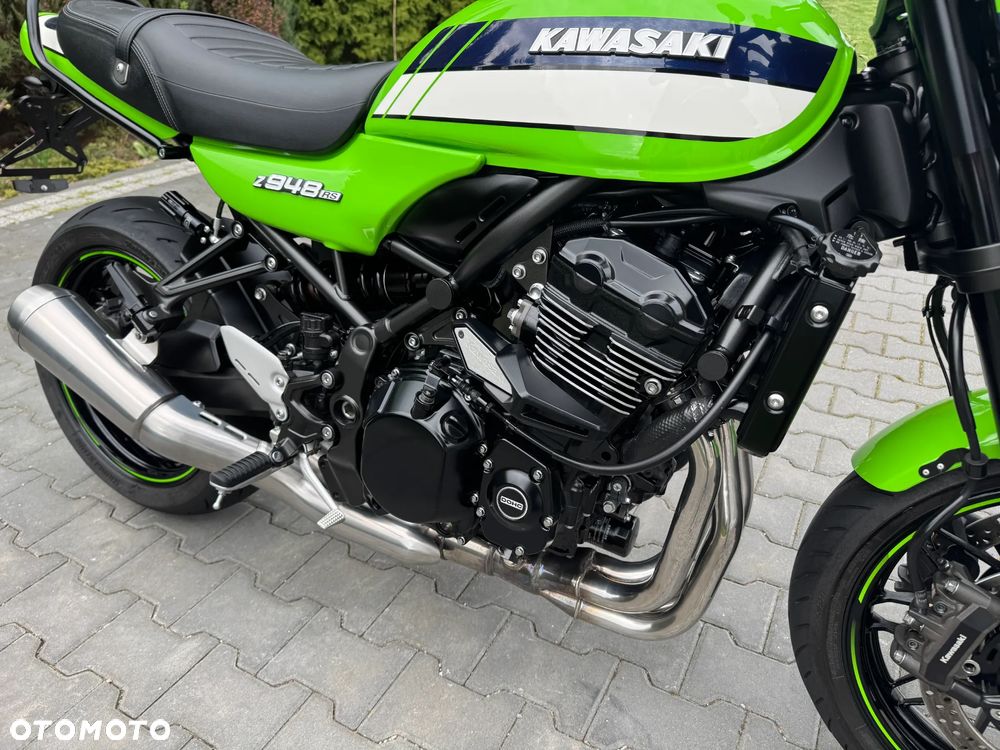 Kawasaki Z 900 RS - 12