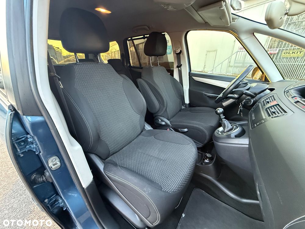 Citroën C4 Picasso - 27