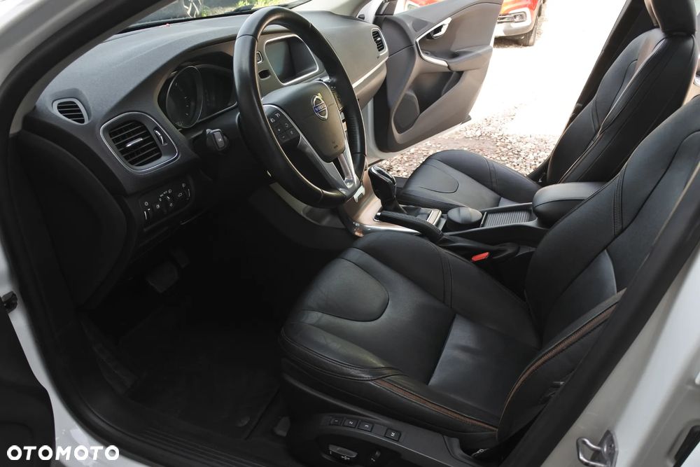 Volvo V40 Cross Country D3 Geartronic Summum - 10