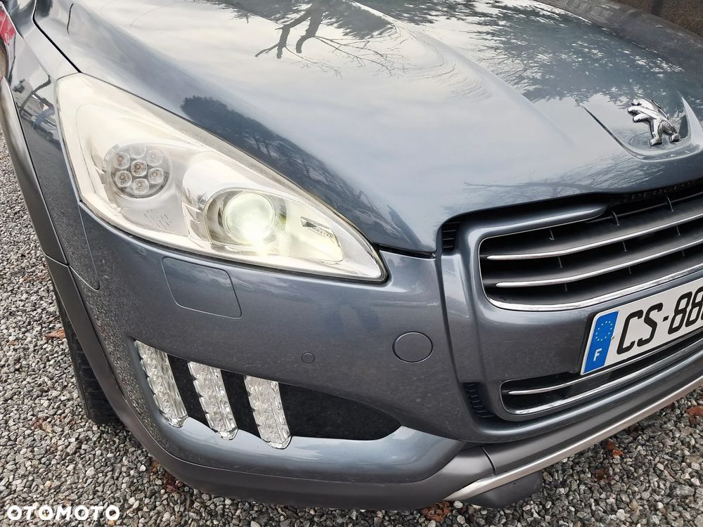 Peugeot 508 RXH Hybrid4 - 26