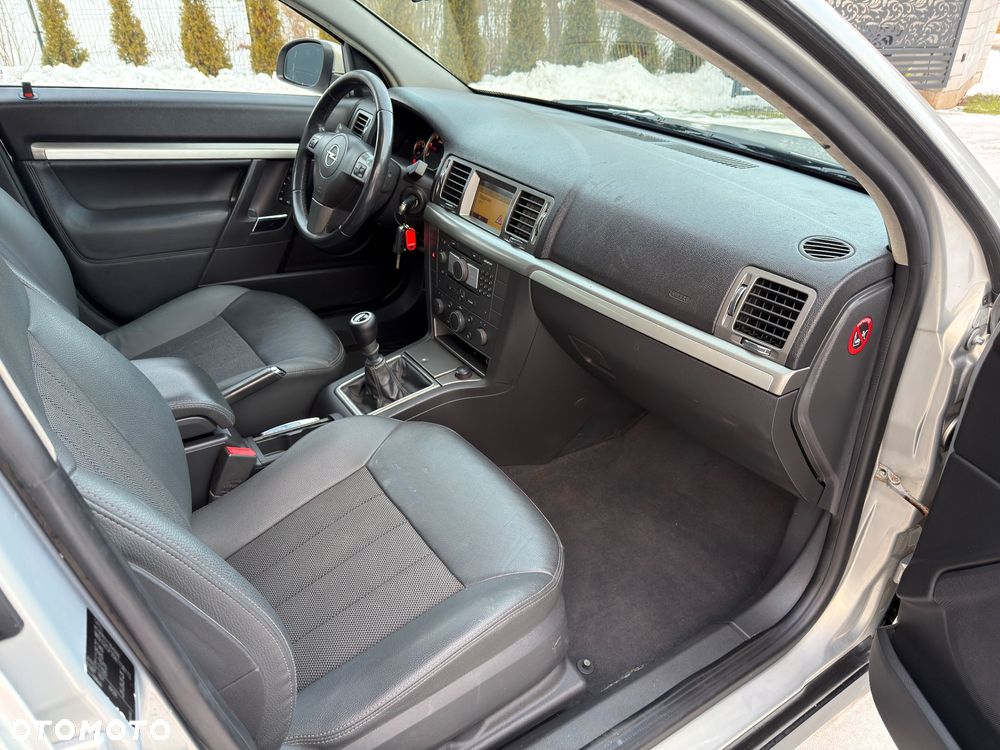 Opel Vectra - 8