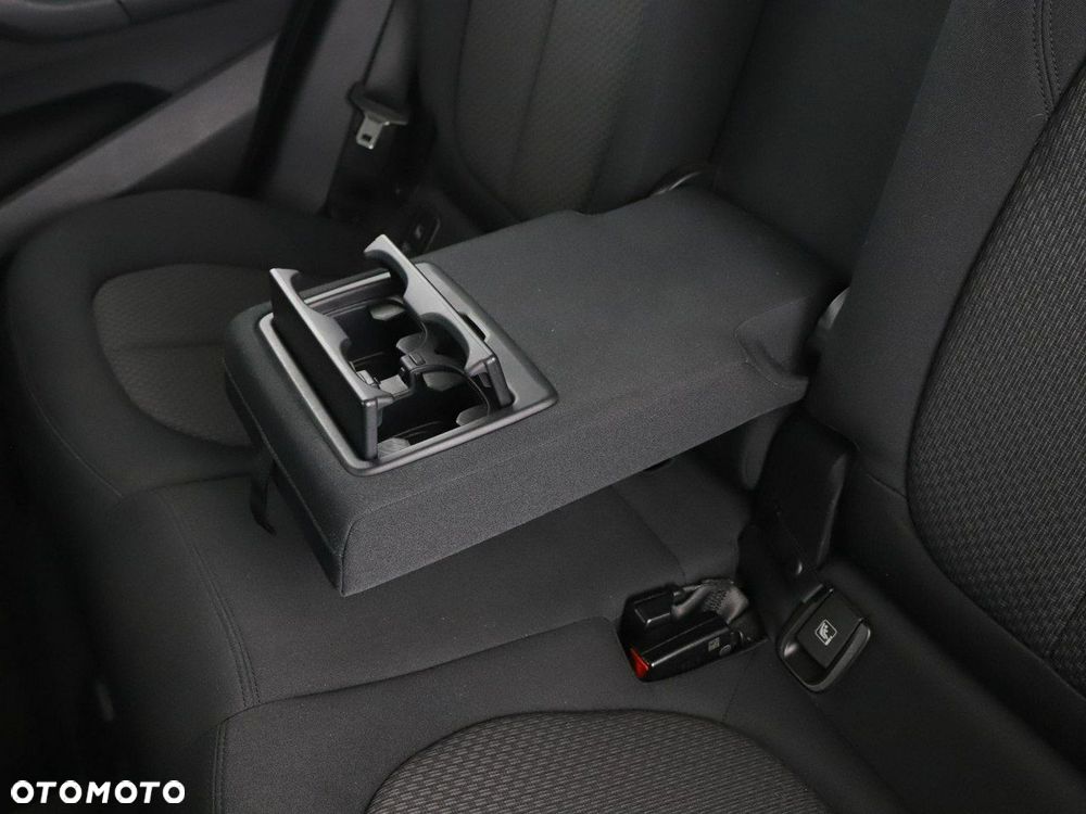 BMW X1 sDrive18d Advantage - 36