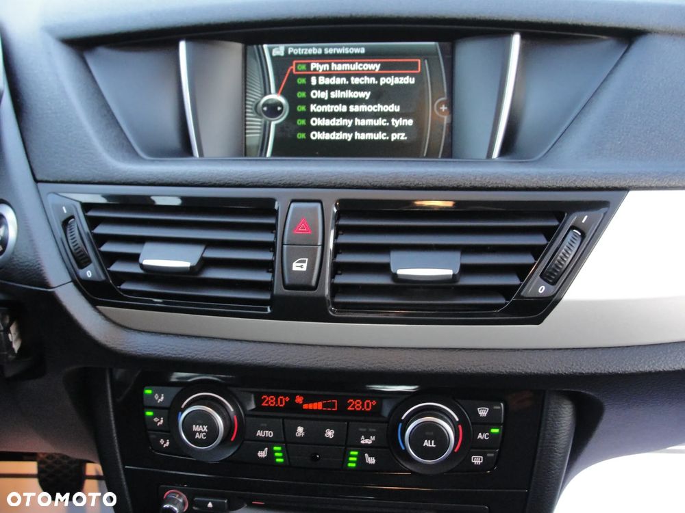 BMW X1 xDrive20d xLine - 30