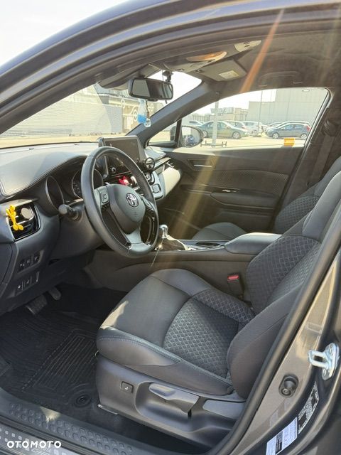 Toyota C-HR 1.8 Hybrid Style - 18