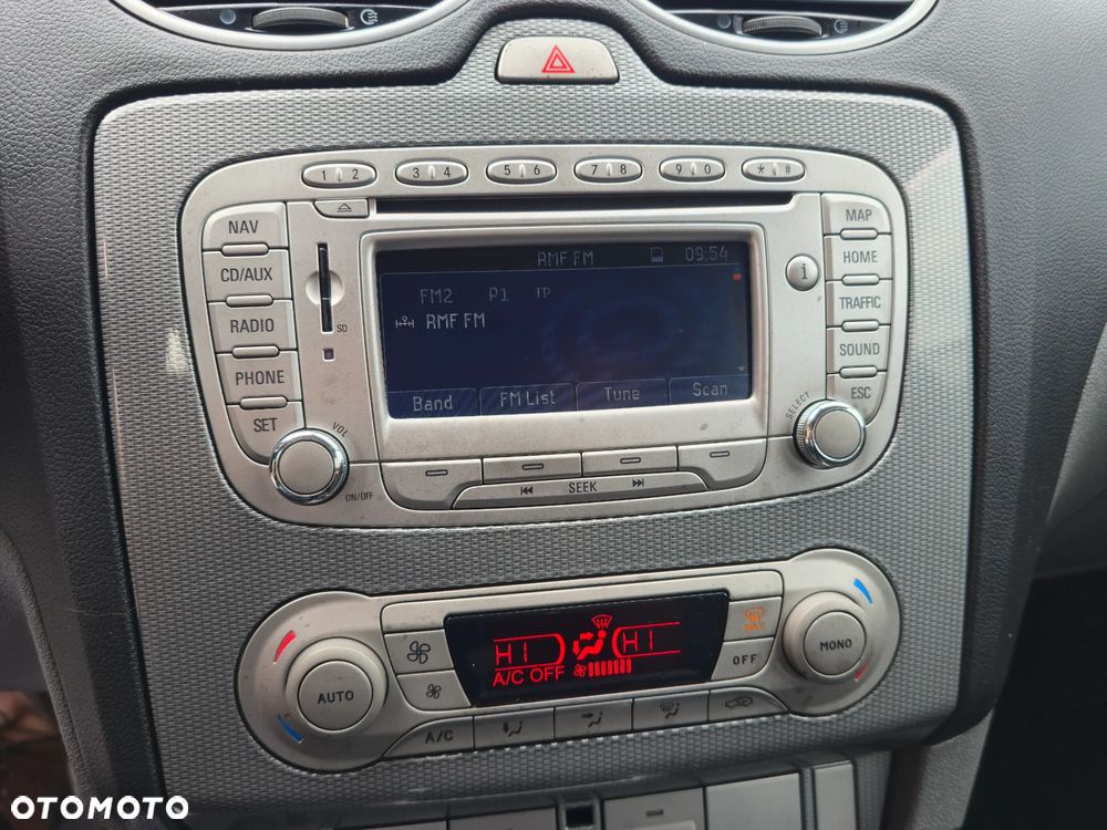 Ford Focus 1.8 Titanium - 31