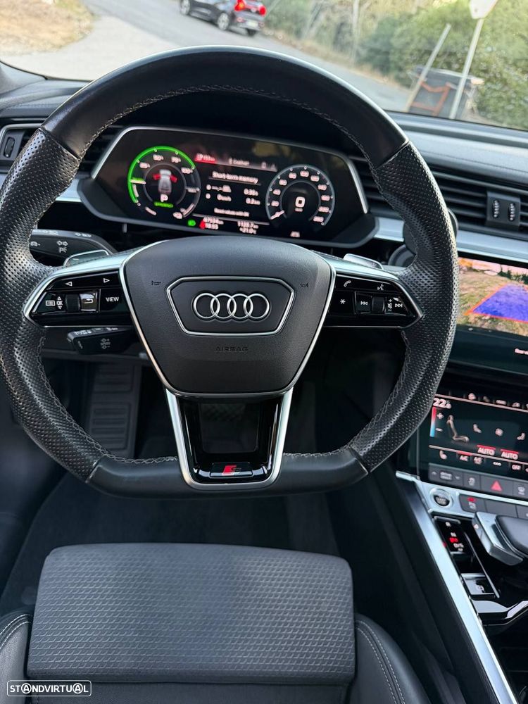 Audi e-tron 55 quattro S line - 6