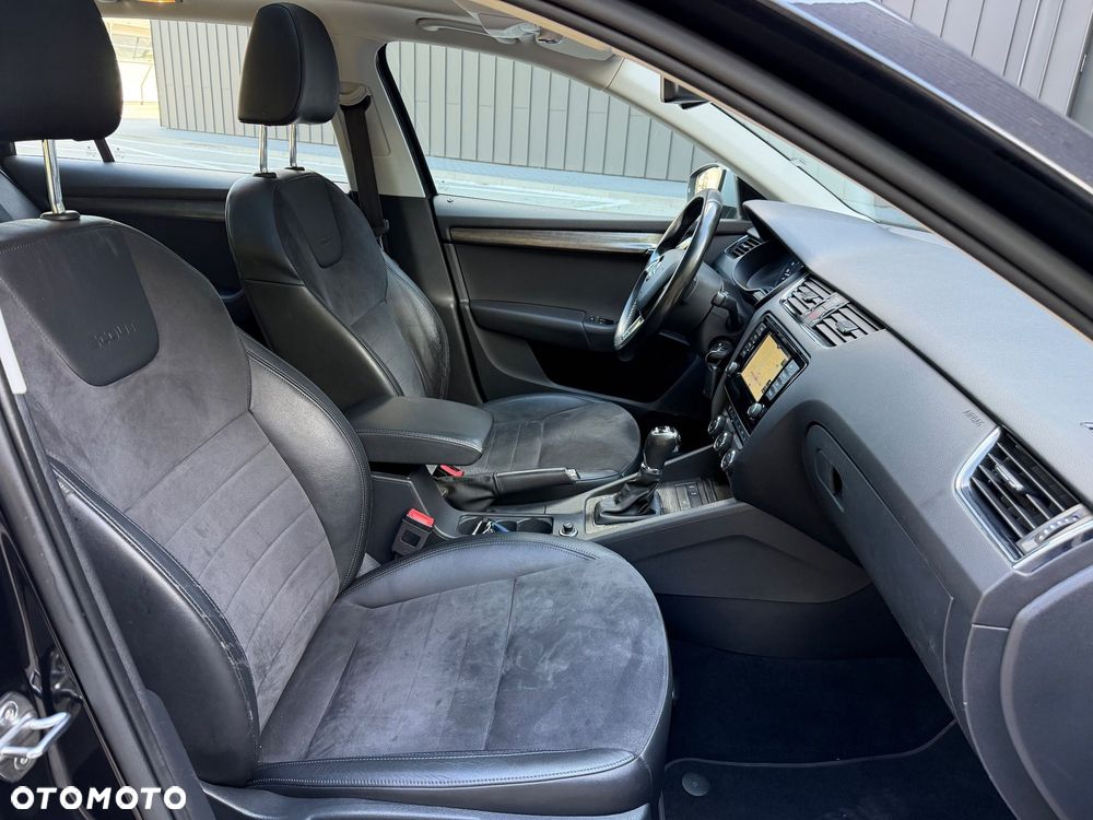 Skoda Octavia 2.0 TDI 4x4 DSG Scout - 24
