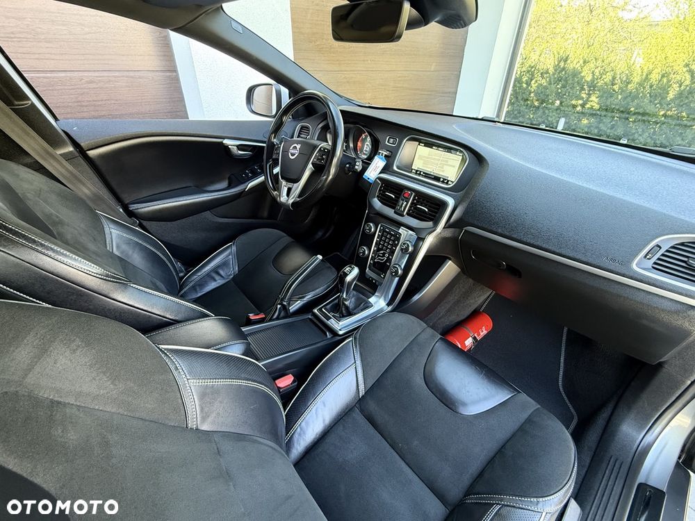 Volvo V40 D2 RDesign - 24
