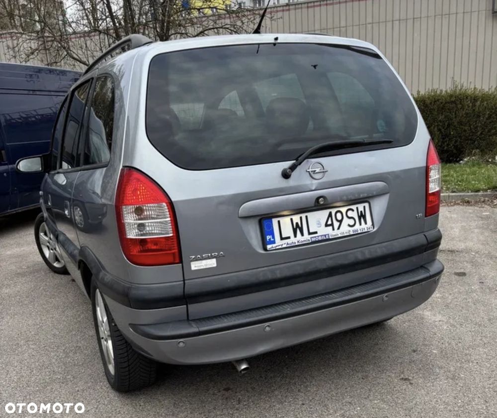 Opel Zafira 1.8 16V Comfort - 3