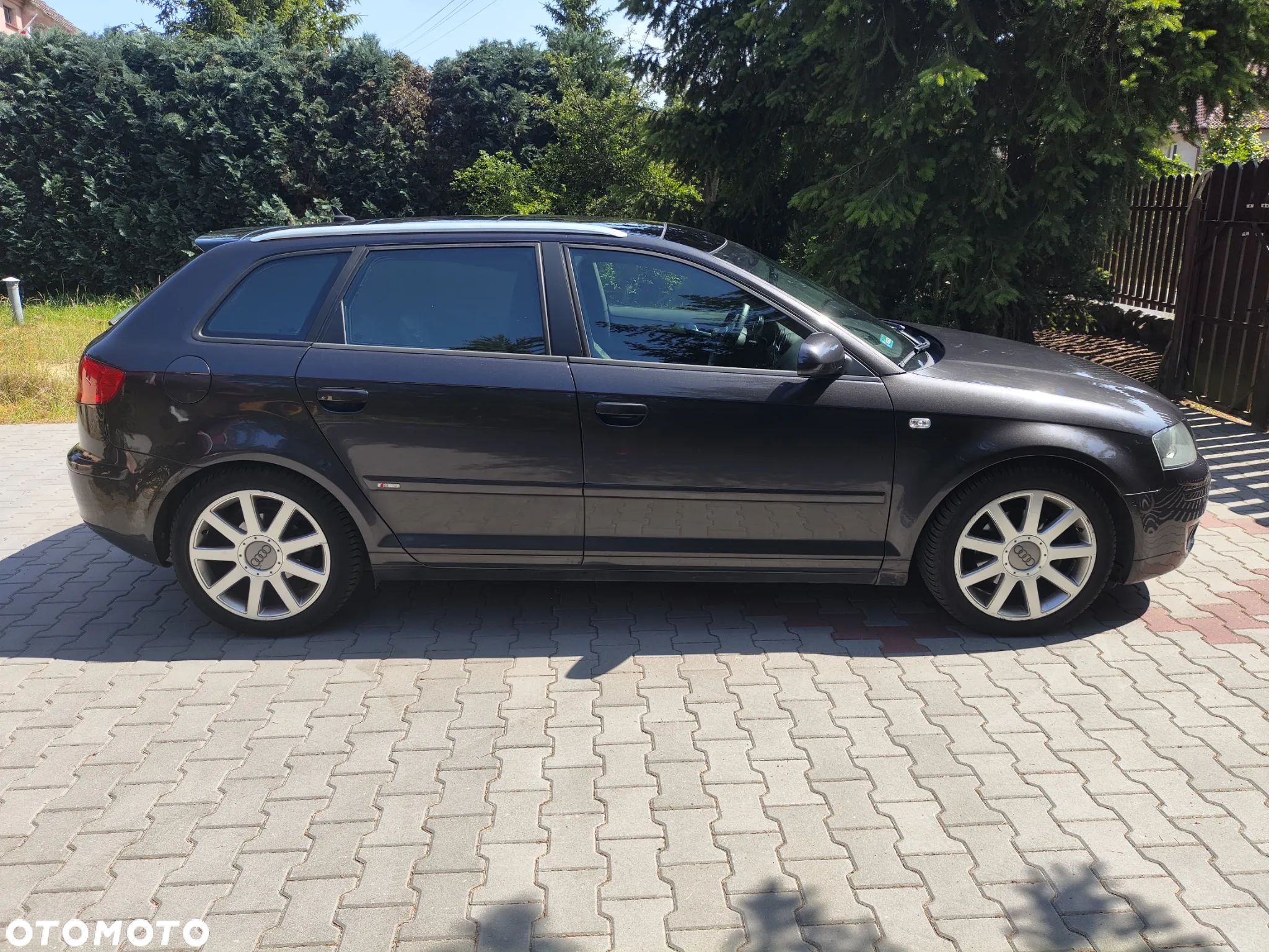 Audi A3 1.6 FSI Ambition - 1