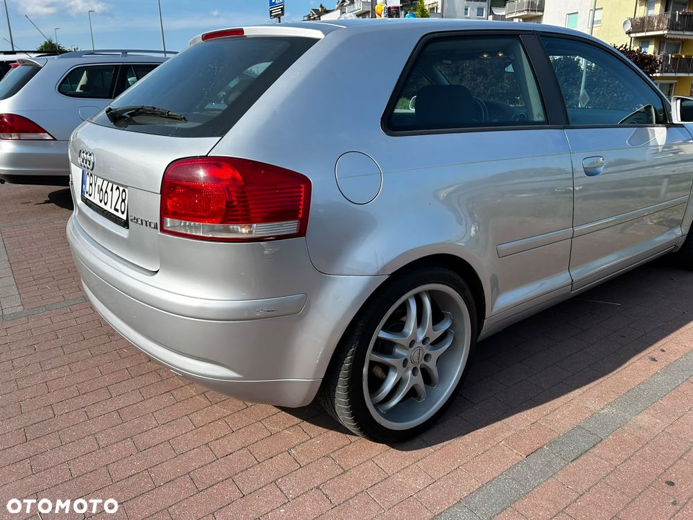 Audi A3 3-drzwiowe 2.0 TDI DPF Ambiente - 12
