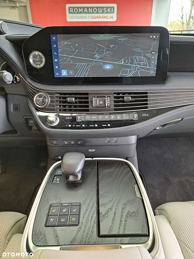 Lexus LS - 22