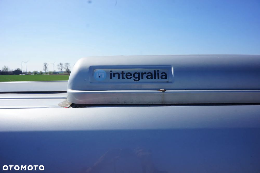 Mercedes-Benz SPRINTER - 15