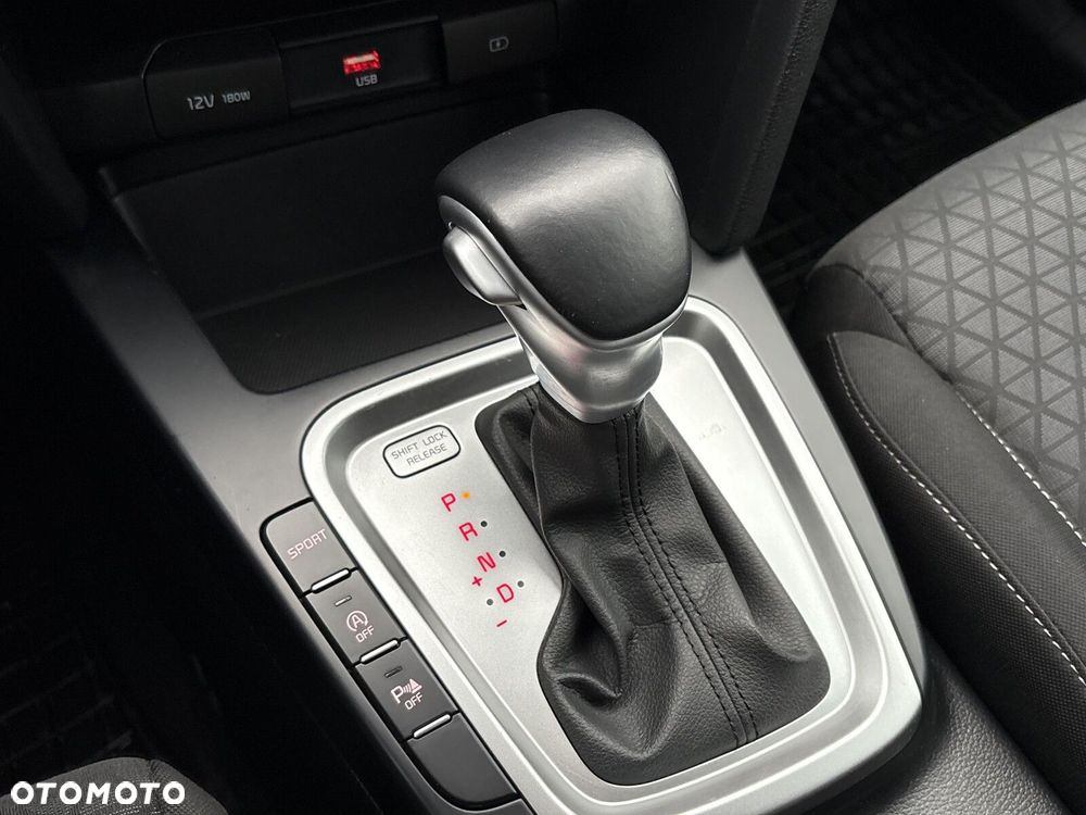 Kia Ceed 1.4 T-GDI M DCT - 25