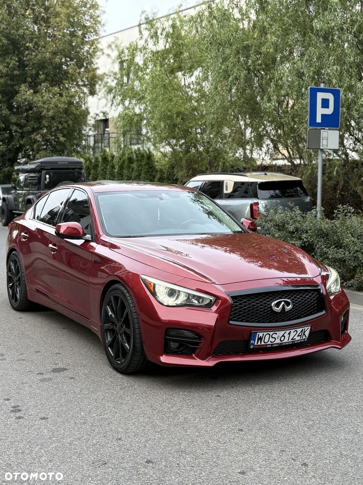 Infiniti Q50 - 2