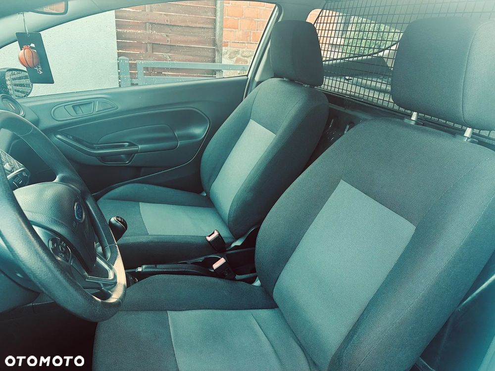 Ford Fiesta - 8