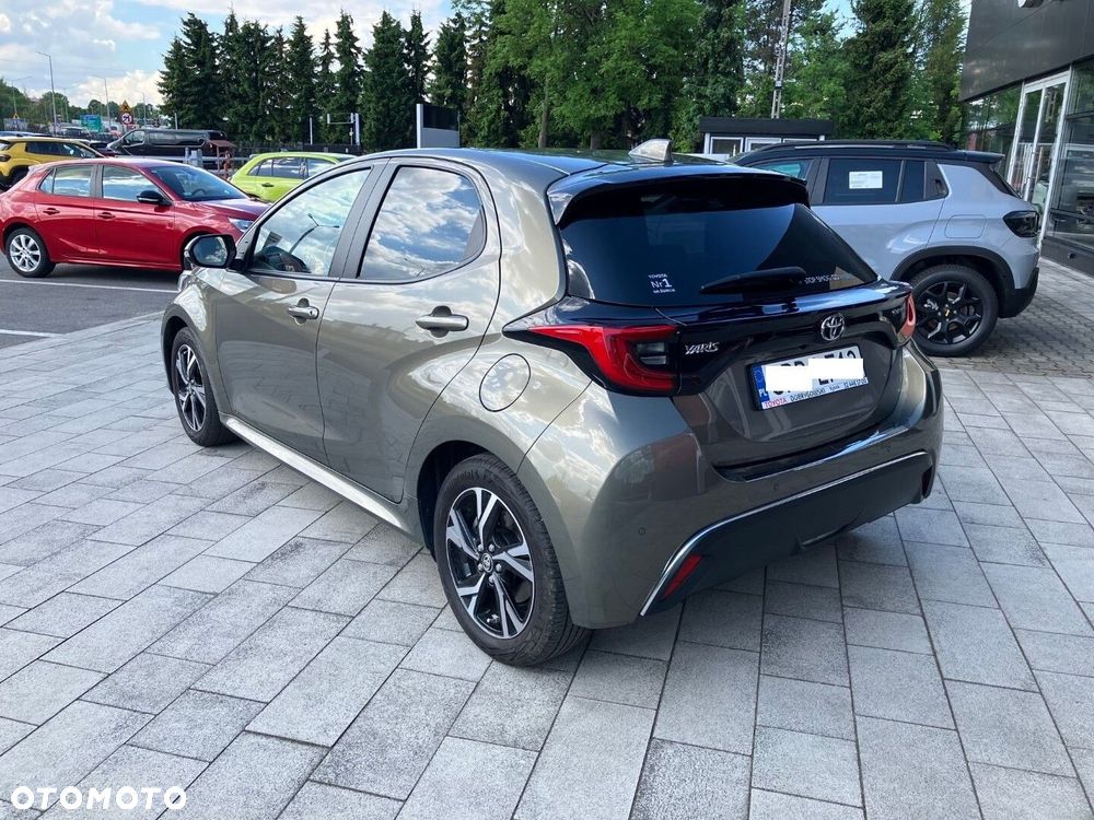 Toyota Yaris Hybrid 1.5 Selection Elegant - 4