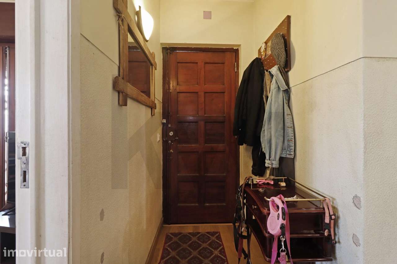 Moradia Geminada-Excelente oportunidade no Estoril - Grande imagem: 5/24