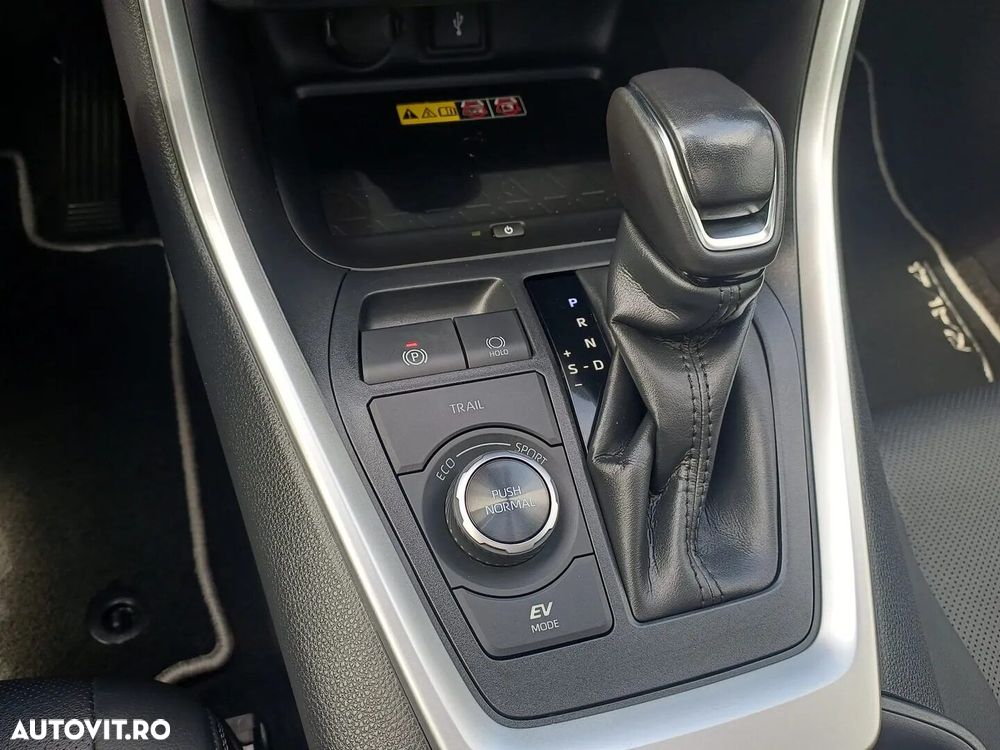 Toyota RAV4 2.5 VVT-iE 4x4 Luxury Premium - 25